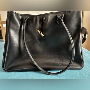 Black Longchamp Roseau Tote very gently used